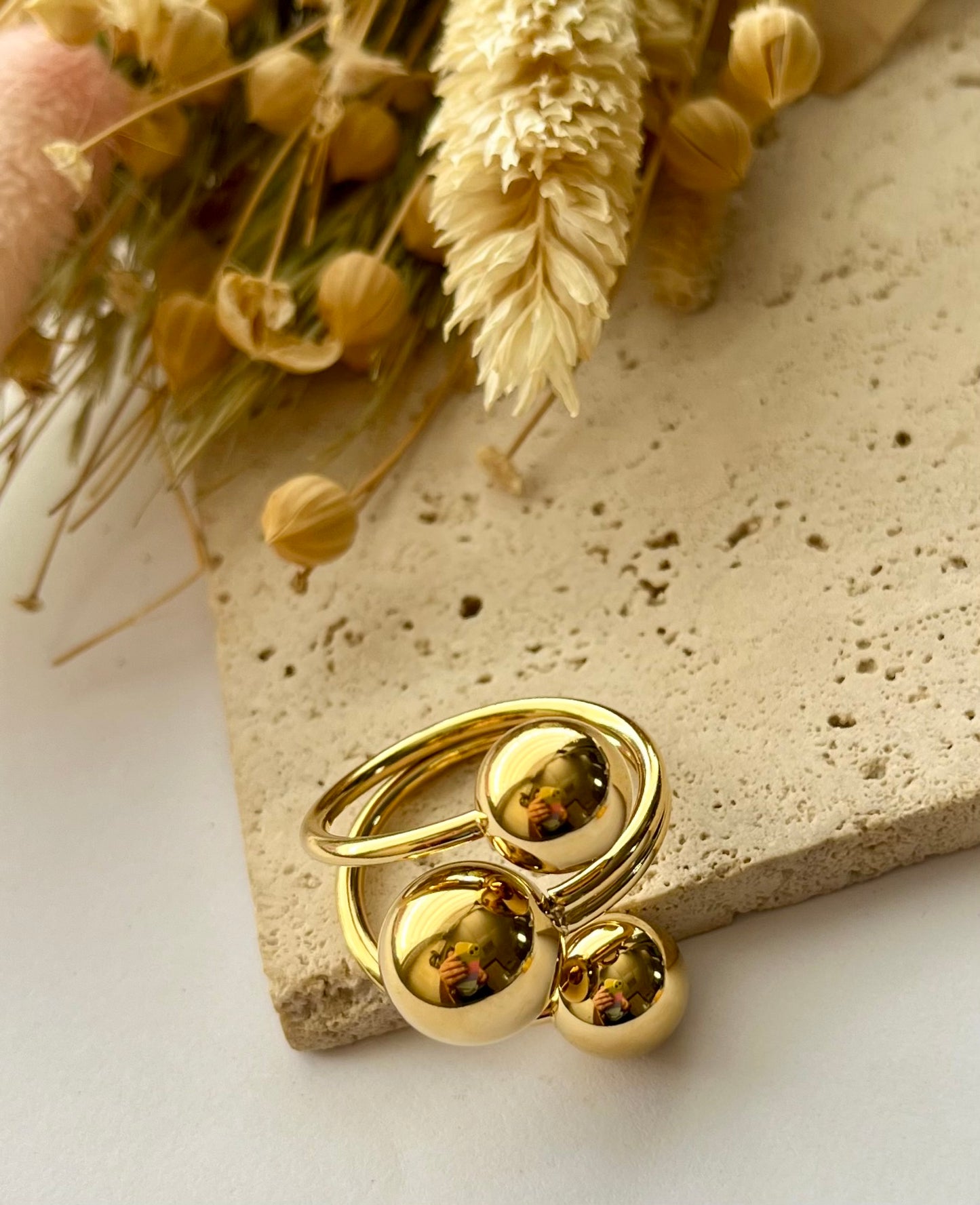 Orbis Ring