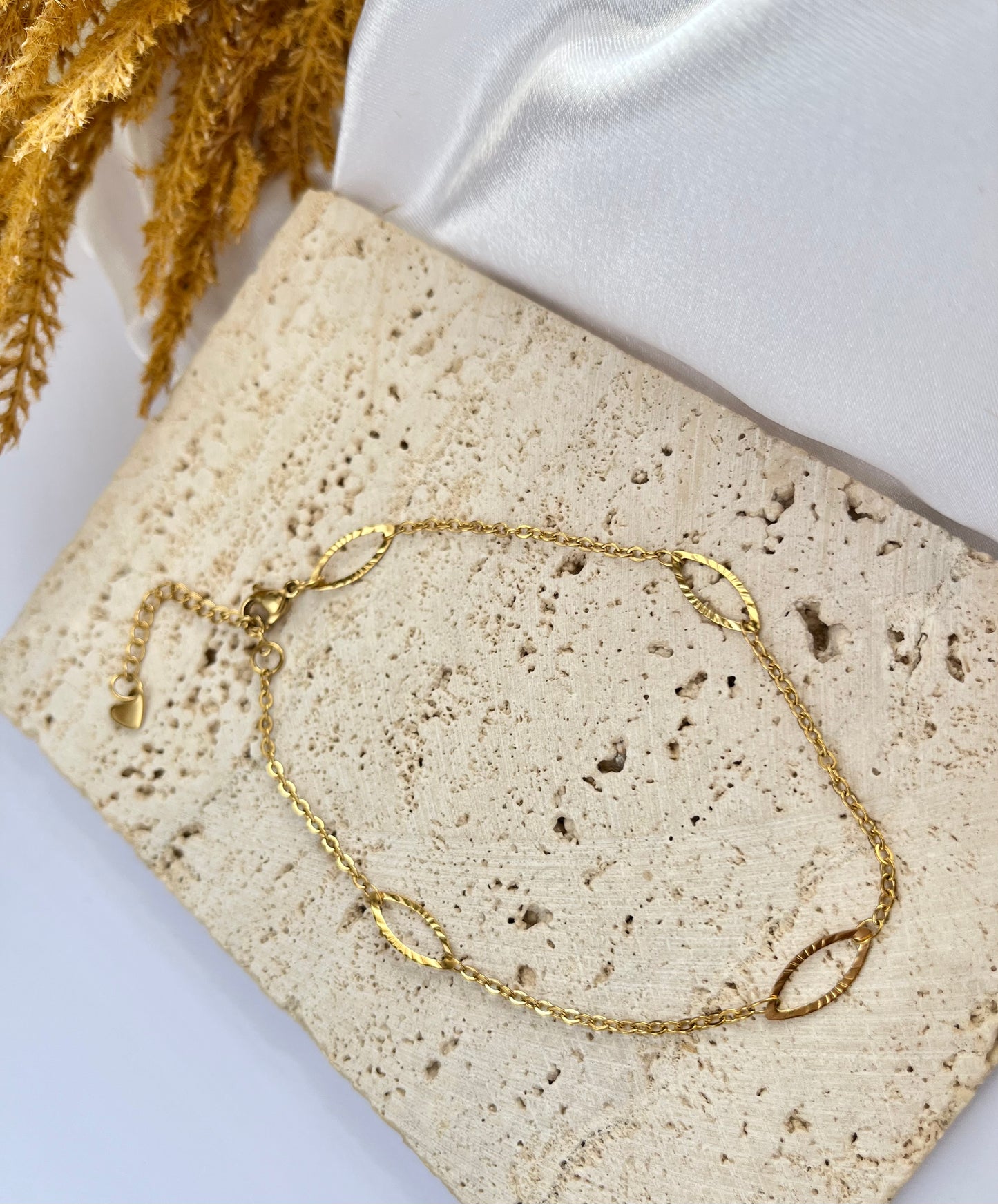 Chained Ovation Anklet
