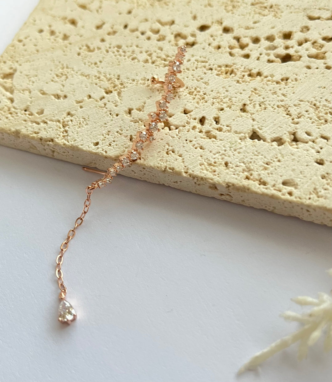 Rose Gold Earcuff